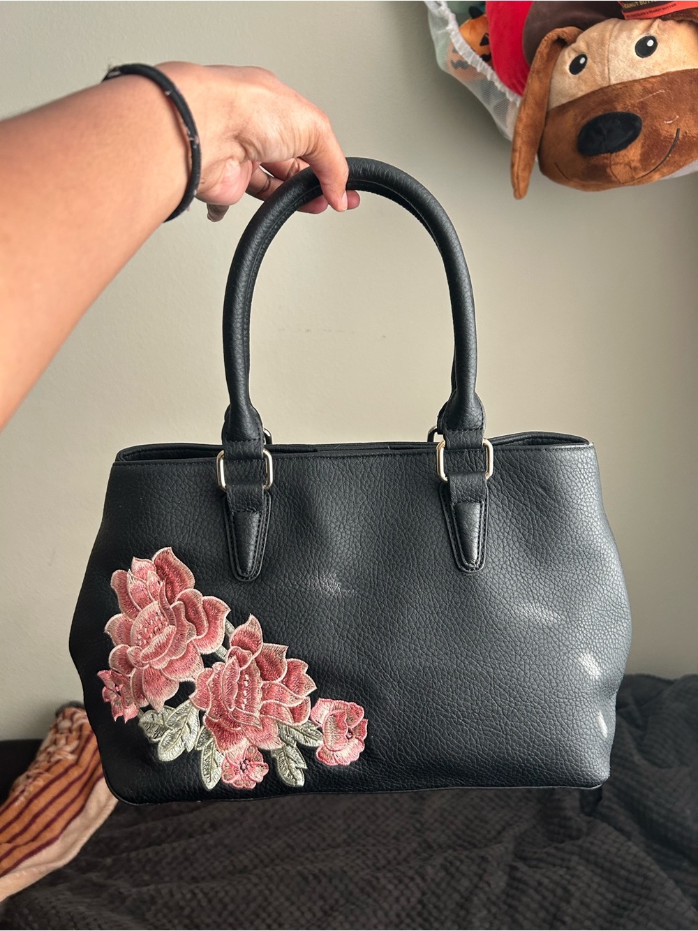 Imoshion Black Bag with Pink Floral Embroidery